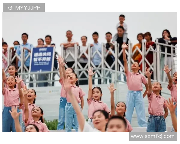弗兰克:库卢还无法进行草地练习;高井幸大股四头肌有问题 弗兰克:库卢还无法进行草地练习;高井幸大股四头肌有问题